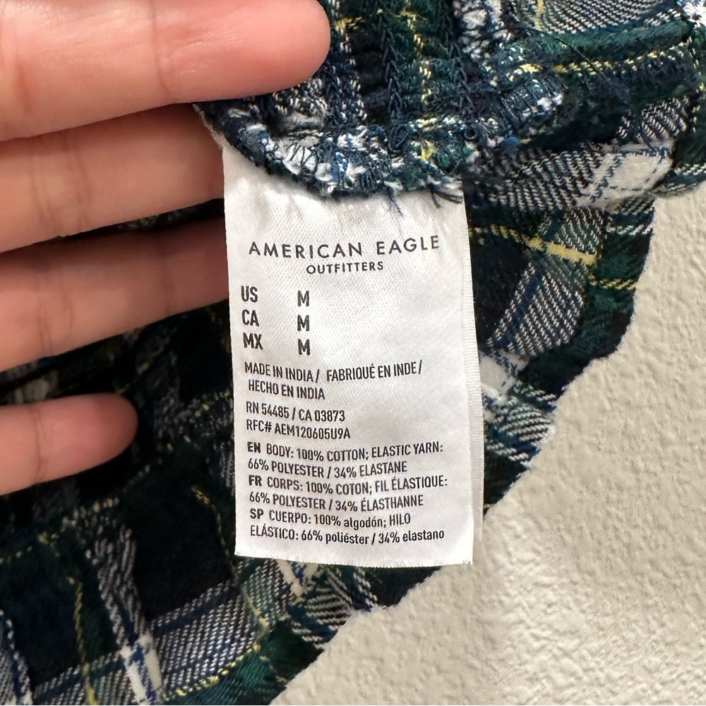 NWOT! AMERICAN EAGLE Green Plaid Smocked Balloon Sleeve Top! - Picture 3 of 4